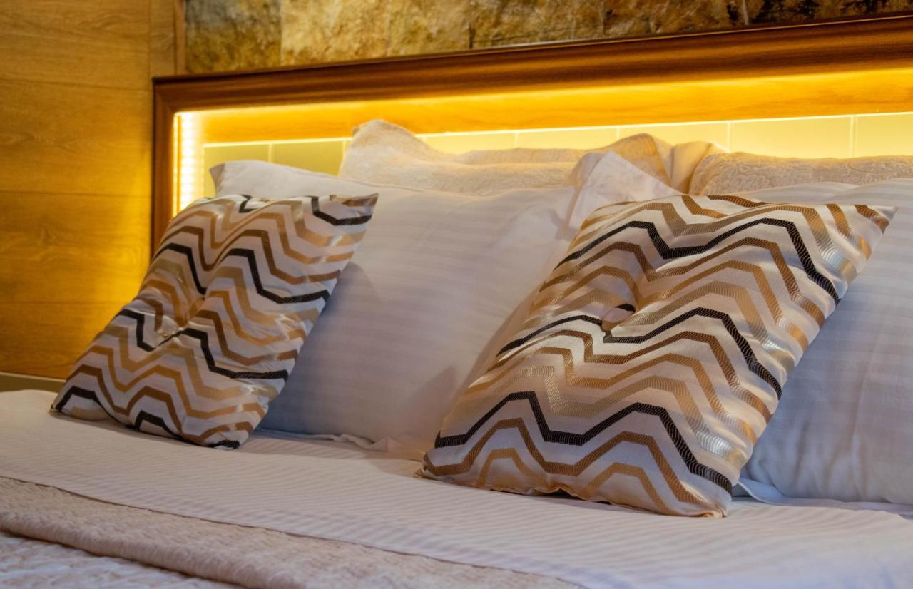 Te Kalaja Rooms Gjirokaster Bagian luar foto